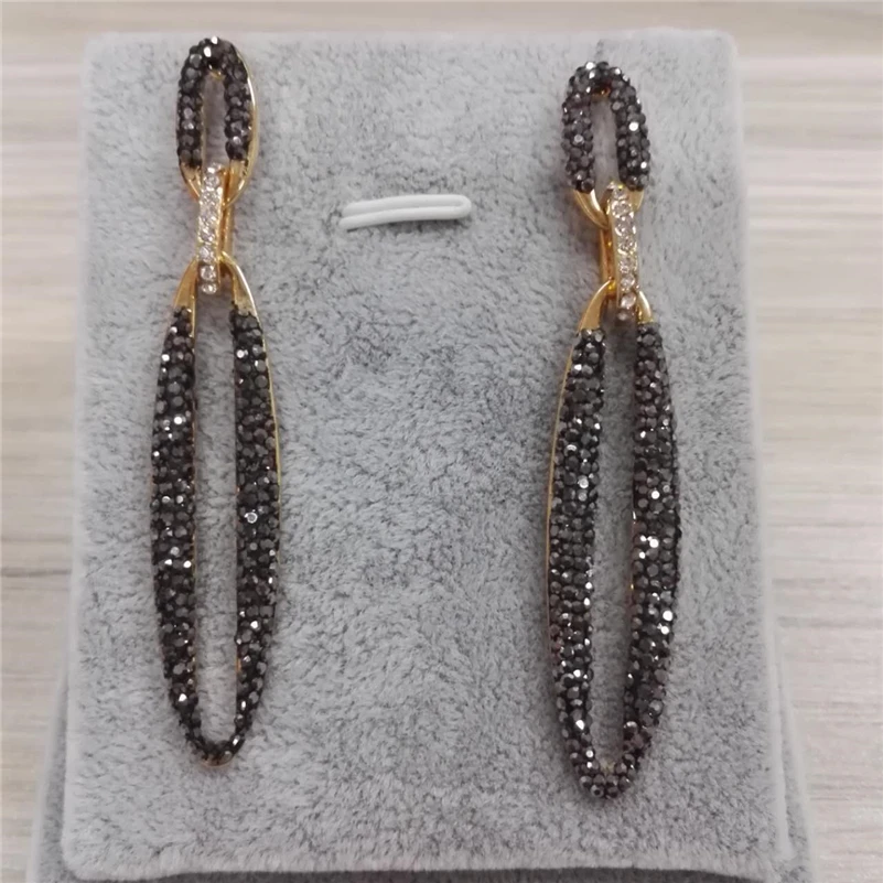 

hollow oval shape golden copper alloy paved black and white crystal rhinestone charms 7.5cm long dangle earring for women