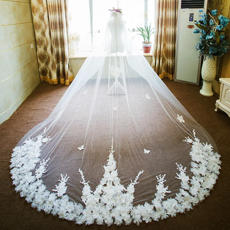 New Arrival 4 Meters Bling Sequins Lace Edge Luxury Long Wedding Veils with Comb High Quality White Ivory Bridal Veil 2023 New