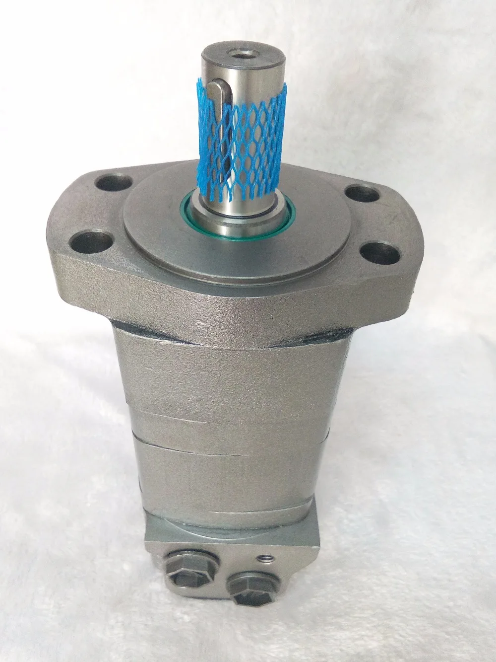 Ổ đĩa thủy lực động cơ 104-1346-006 BOLT 4