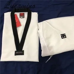 Super leggero Taekwondo Dobok Mooto Taekwondo istruttore che indossa uniformi traspiranti uniformi da allenamento Ultra leggere e asciutte ad alta velocità