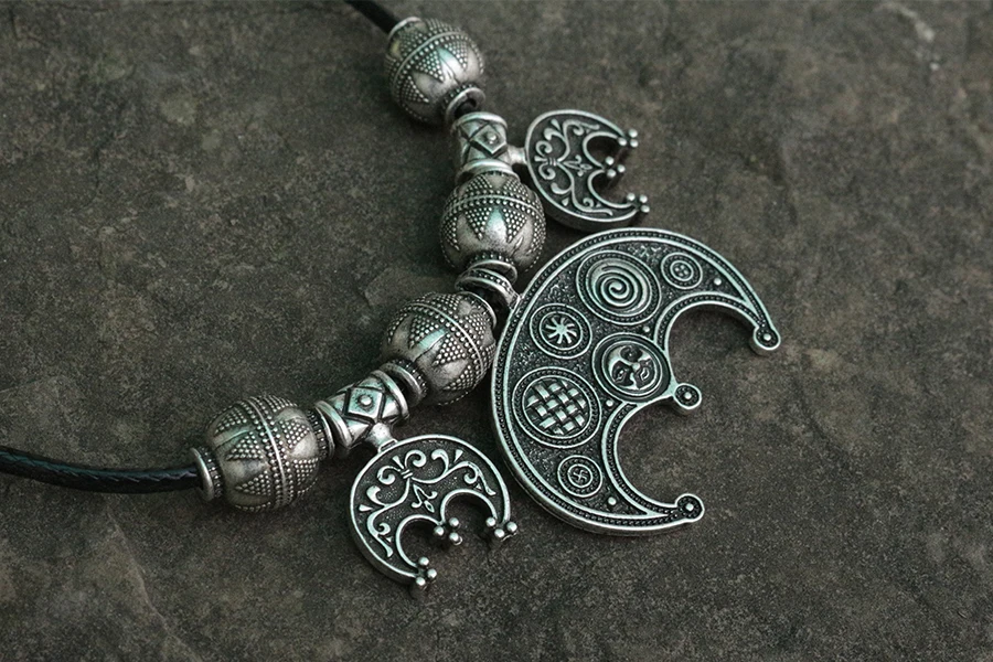 lanseis 1pcs Viking Jewelry  Clothes for Ladies  Viking Boob Bling pendant slavic  Lunula women jewelry