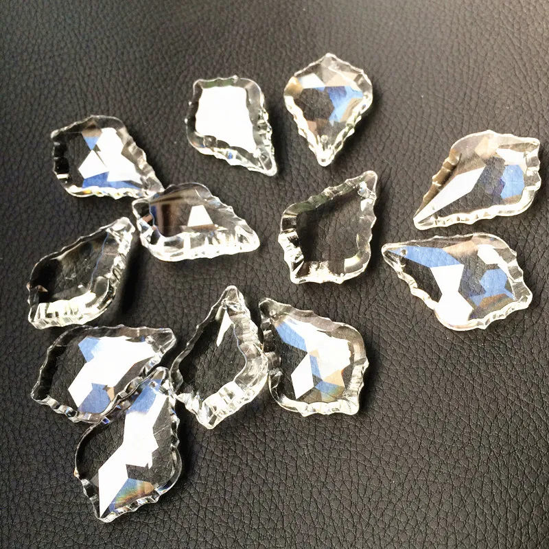 Top Quality 50pcs 38mm Clear Maple Leaf Shape Crystal Chandelier Part Garden Suncatcher Glass Lamp Prisms Parts Hanging Pendant