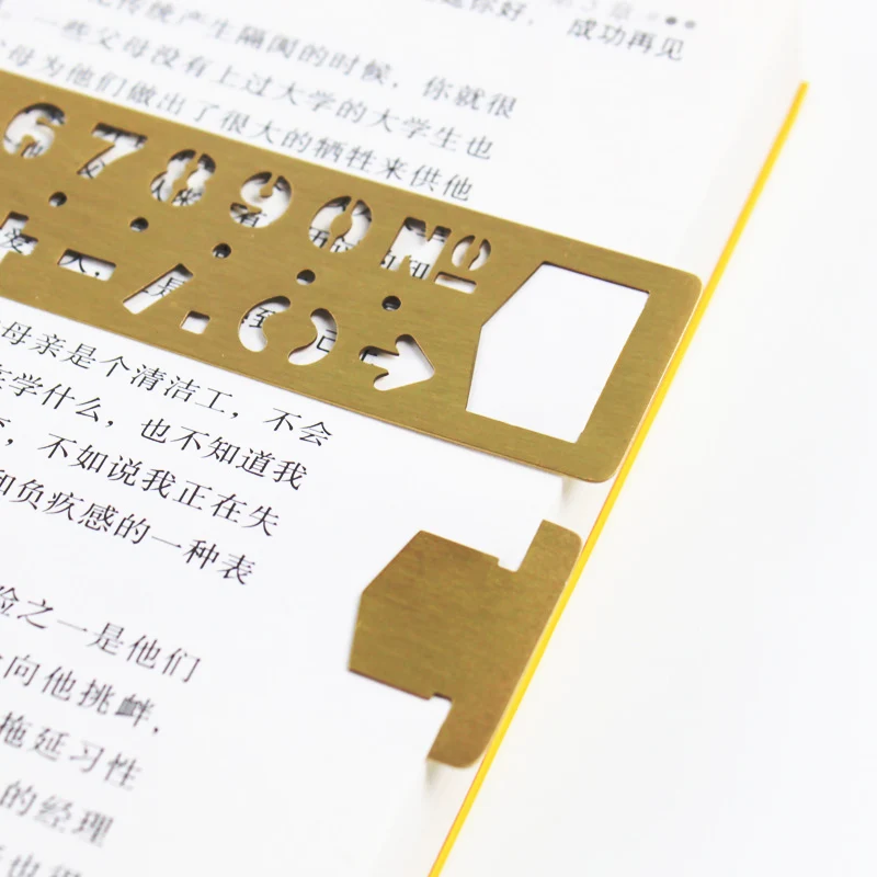 1PC Creative Vintage Hollow Metal Ruler Kawaii Letter Number Bookmark Rulers Template Ruler For Kids Gift School&Office Supplies