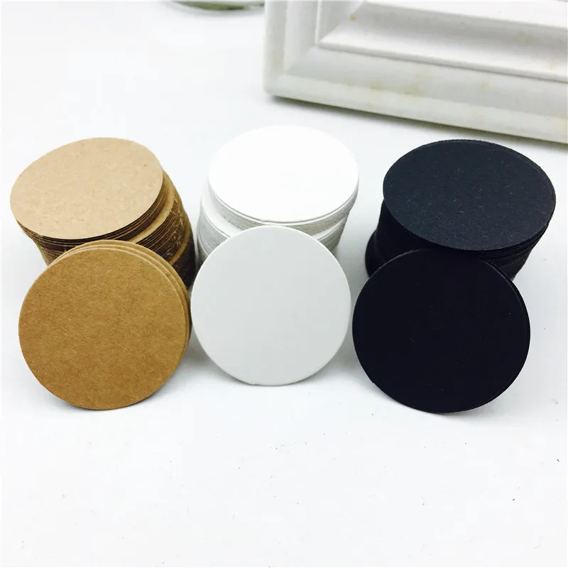 100pcs 4*4cm White Black Brown Kraft Paper Tags Round Luggage Note Wedding Name Cards Blank Price Hang Tag without hole