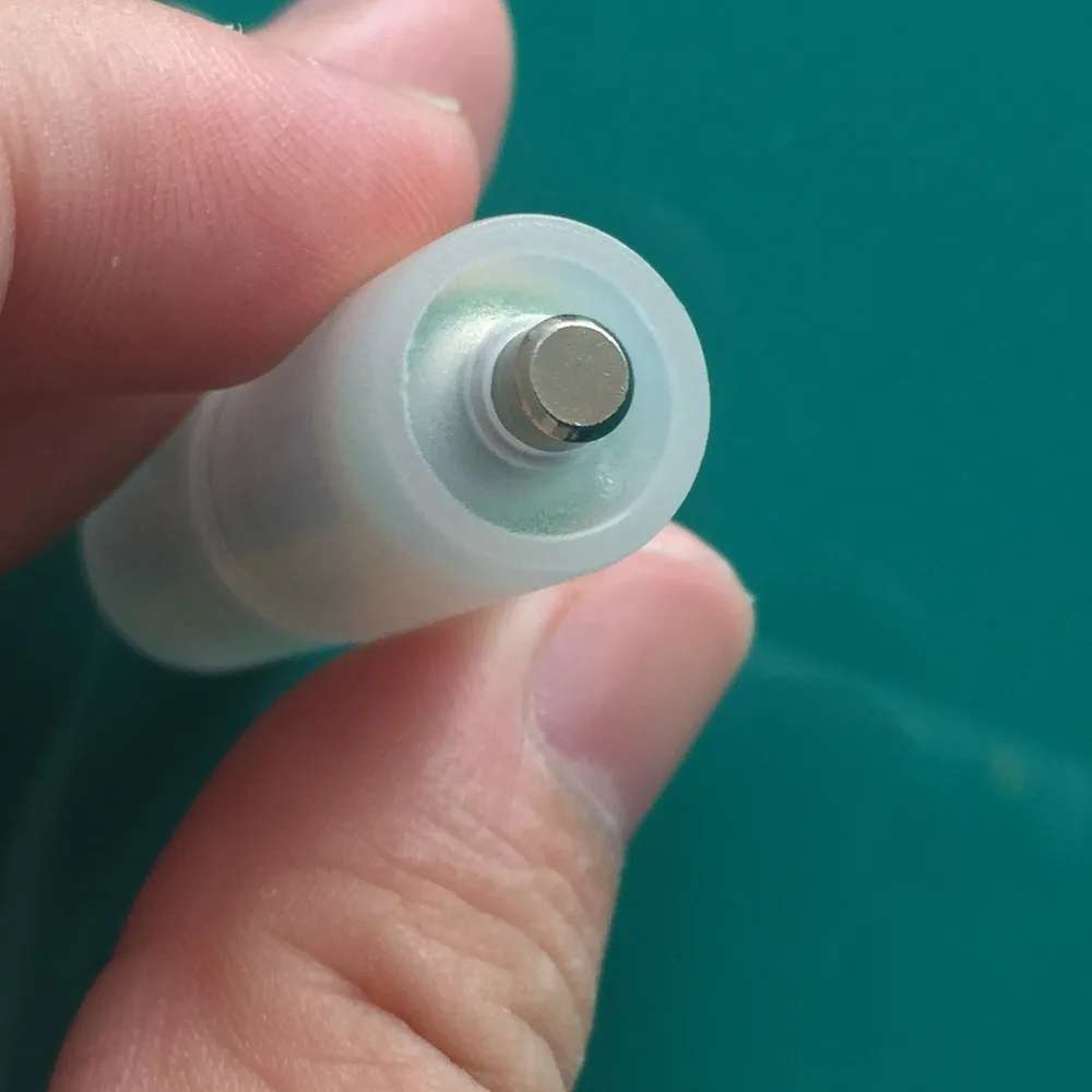 Convertisseur de piles AAA à AA, boîtier en plastique, adaptateur No7 à No5, 4 pièces, ST043b