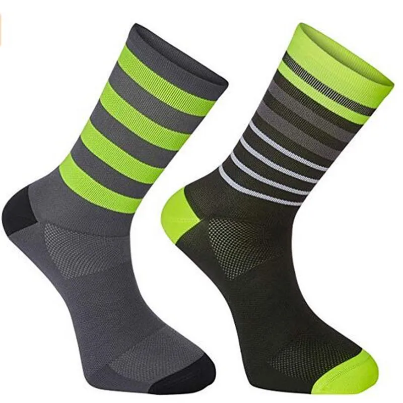 

ZHUIYAN Unisex Professional Brand Sport Socks Breathable Road Bicycle Socks Outdoor Sports Racing Cycling Socks S16