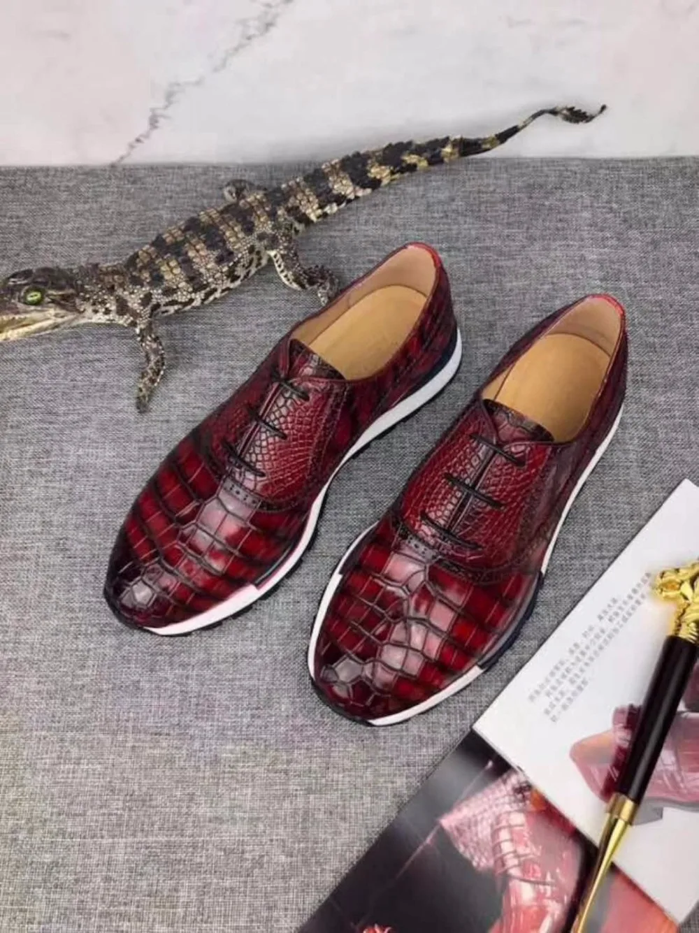 100% Genuine real crocodile belly glossy skin men shoe durable solid crocodile skin men business shoe with 2 colors mixed skin