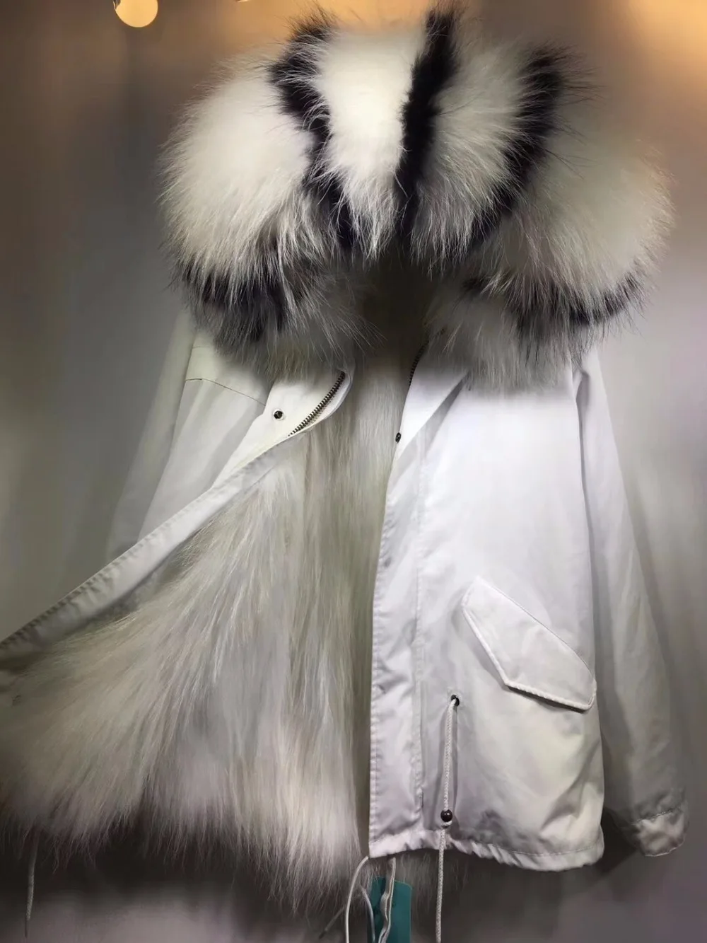 Pure White Fox Fur Lined Short Parka Winter Beautiful White And Black Raccoon Fur Collar Overcoat For Women&Men