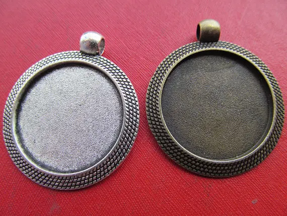 

50pcs 32mm Heavy Antique Silver tone/Antique Bronze Border Round Base Setting Tray Pendant Charm/Finding,fit 25mm Cabochon/Cameo