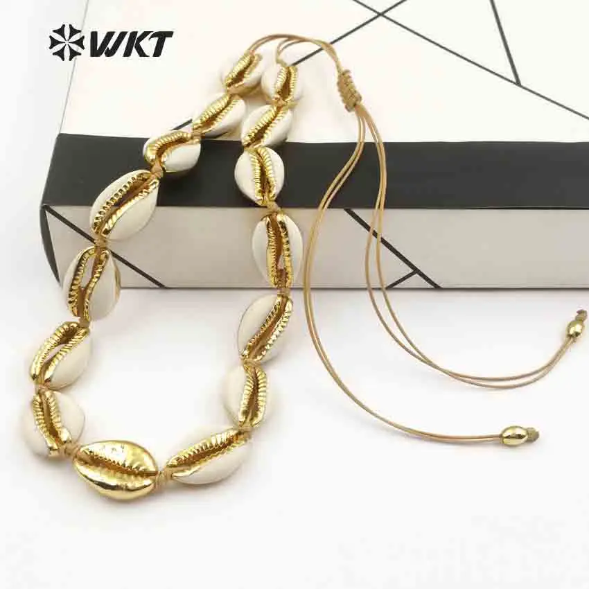 WT-JN038 WKT Wholesale Natural Sea Cowrie Shells Necklace With Gold Electroplated Adjustable Size Chain Ladies Jewelry Gift