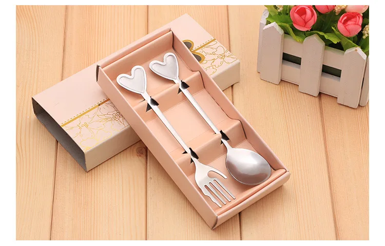 Wedding Gifts Stainless Steel Tableware Set Hand Style Fork Spoon with Heart Handle Party Favors W9556