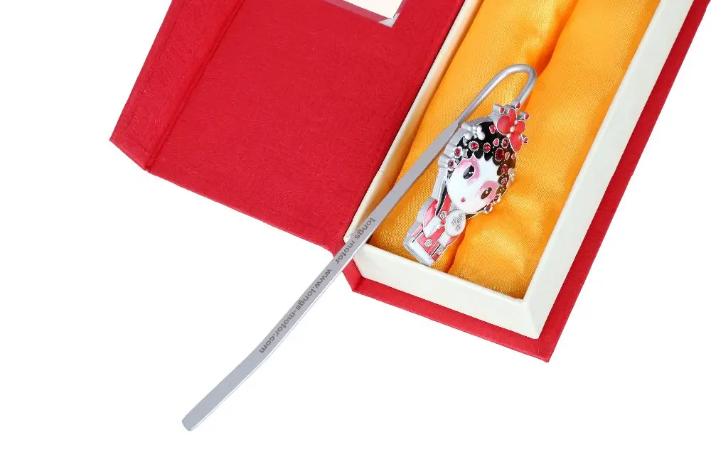 Gift Chinese traditional -bookmark for friends children  teacher  parents from longs motor  NEW