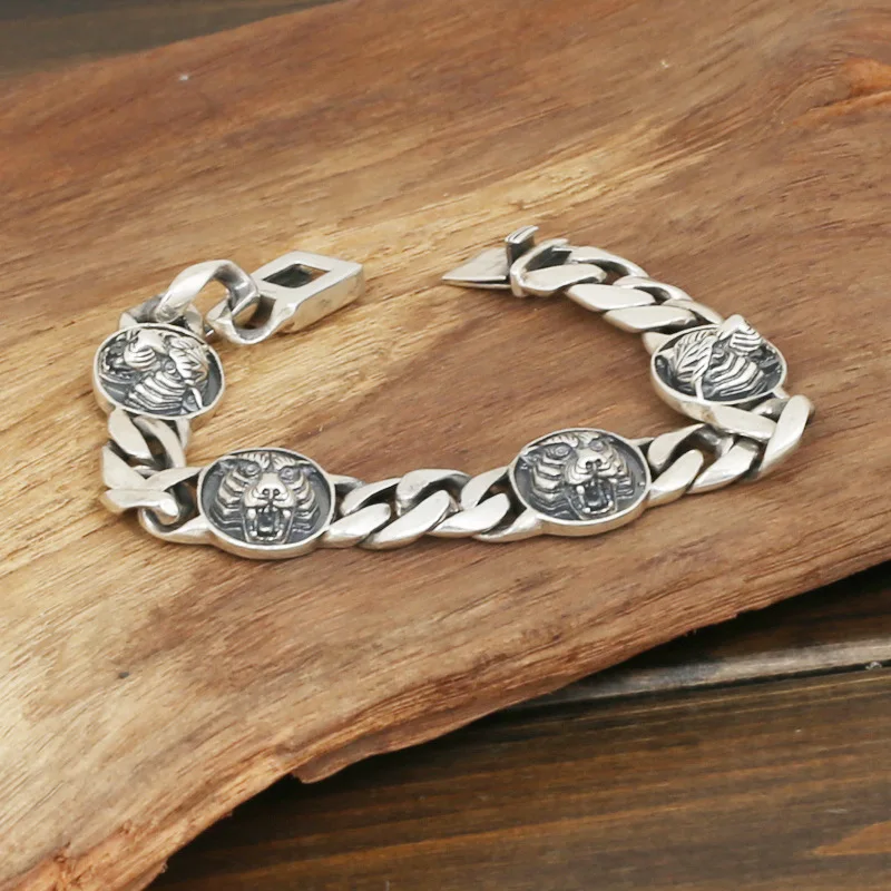 

Wholesale S925 Sterling Silver Jewelry Men's Fashion Handmade Retro Thai Silver 3 Tiger Domineering Personality Bracelet