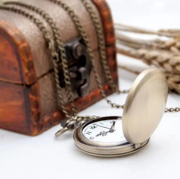 Wholesale the best quality Bronze antiques quartz men and woman steampunk Necklace pocket watches gift