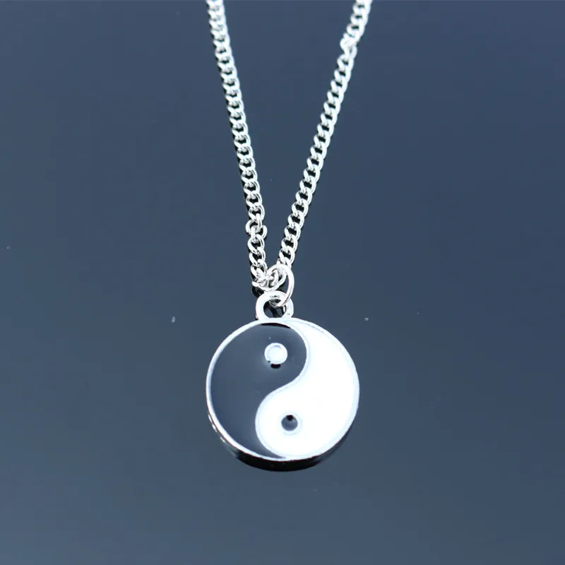 New Taichi Pendant Necklaces Bijoux Collares for Women Men Yinyang Ba Gua Necklace China Tattoo Chain Colar Wholesale Neck Decor