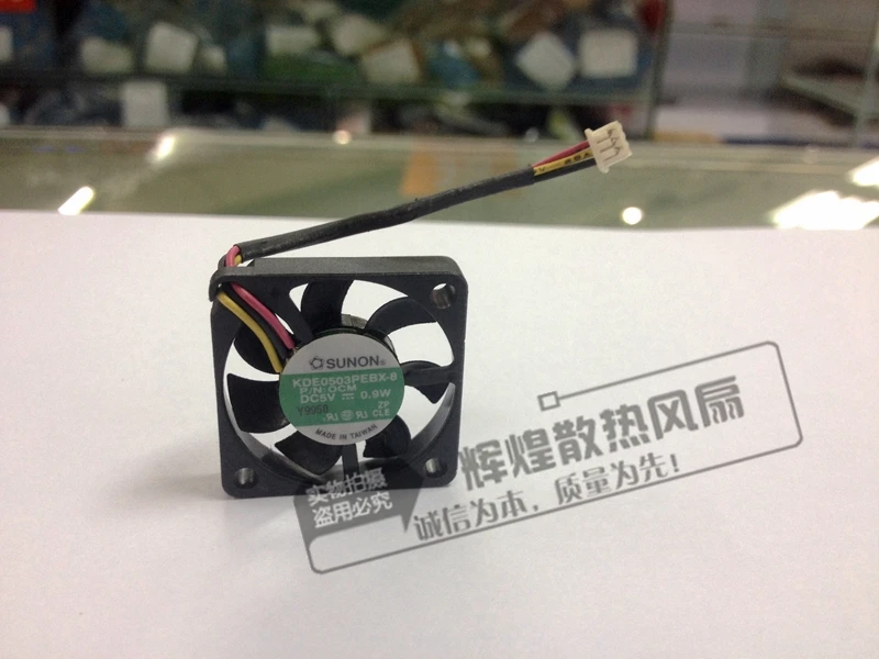 

brand new SUNON 3006 KDE0503PEBX-8 5V 0.9W 3CM Ultra thin 3CM cooling fan