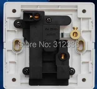 Free Shipping Three circle Holes  wall Socket with switch  English-style South Africa style India style  BS546 15A  M model