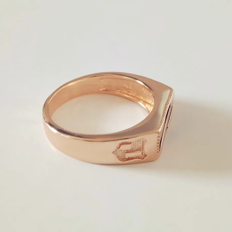 New Fashion 585 Gold Color Women Men Ring Jewelry Factory Direct Hot Selling Office Finger Rings