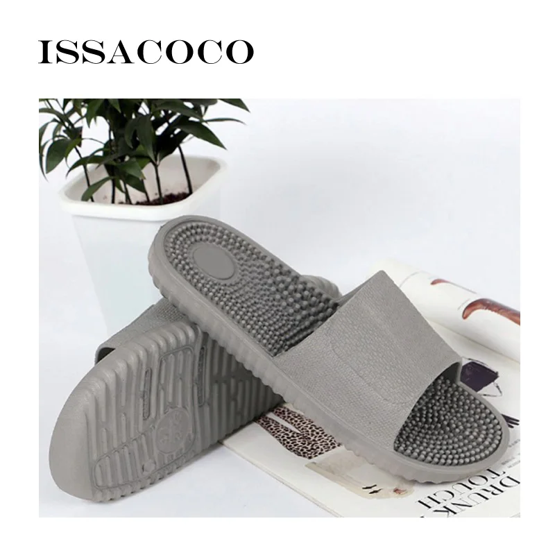 ISSACOCO 2019 Men\'s Flat Indoor Massage Slippers Men Home Non-slip Massage Slippers Zapatos Hombre Beach Flip Flops Men\'s Slides