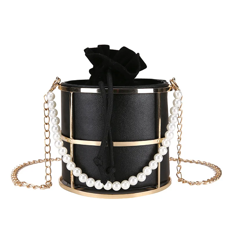 New Personality Metal Frame Bucket Bag Women\'s Hollow Shoulder Bag Pearl Handbag High Quality Pu Designer Style