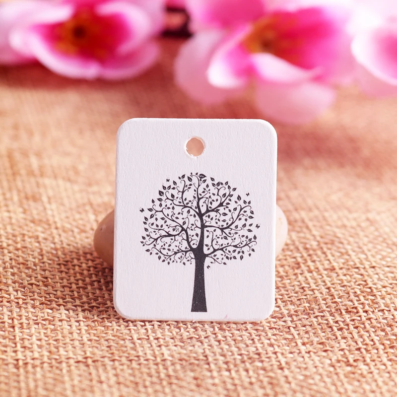 New 100Pcs/lot 8Colors Kraft Jewelry Tag 2.6*3.3cm Tree Design HangTags Rectangle Shape Paper Jewelry Card Price Tag Label