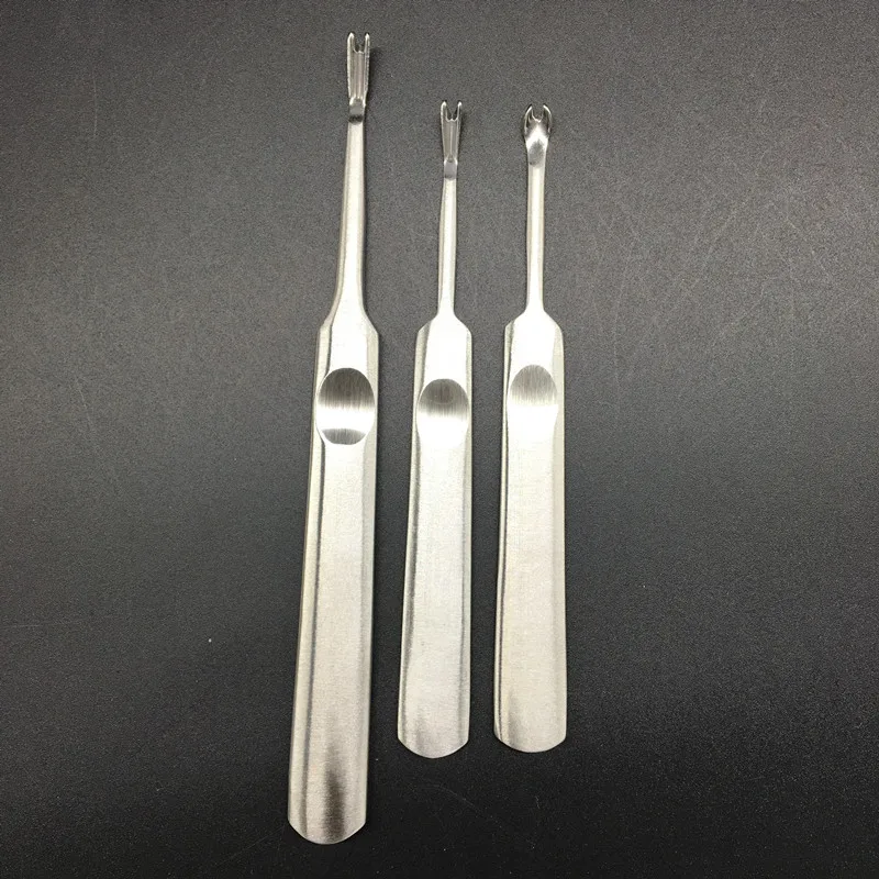 1 PCS FAI DA TE In Pelle di Lavoro Utensili In Metallo Strumenti Del Mestiere di Cuoio U A Forma di V FAI DA TE Lavorazione della pelle Intagliare Strumenti di Pelle