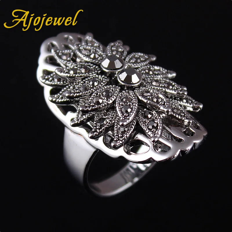 Ajojewel Vintage Style Exaggerated Big Ring Women Unique Black Crystal Rhinestone Flower  Jewelry Rings