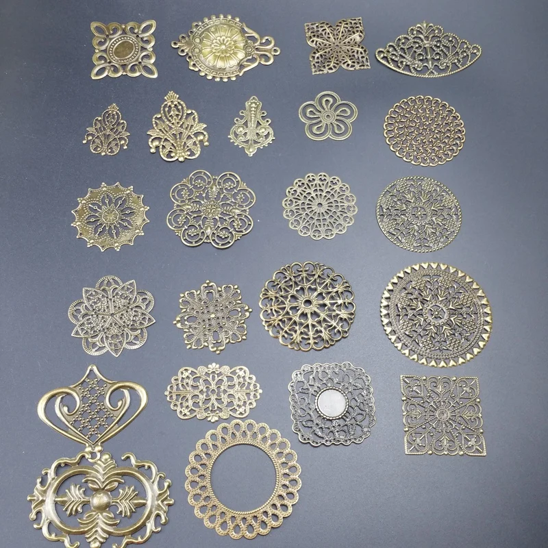 Antyczne brązowe metalowe filigranowe kwiaty kromka Charms baza ustawienie biżuteria DIY komponenty — zdjęcie 3