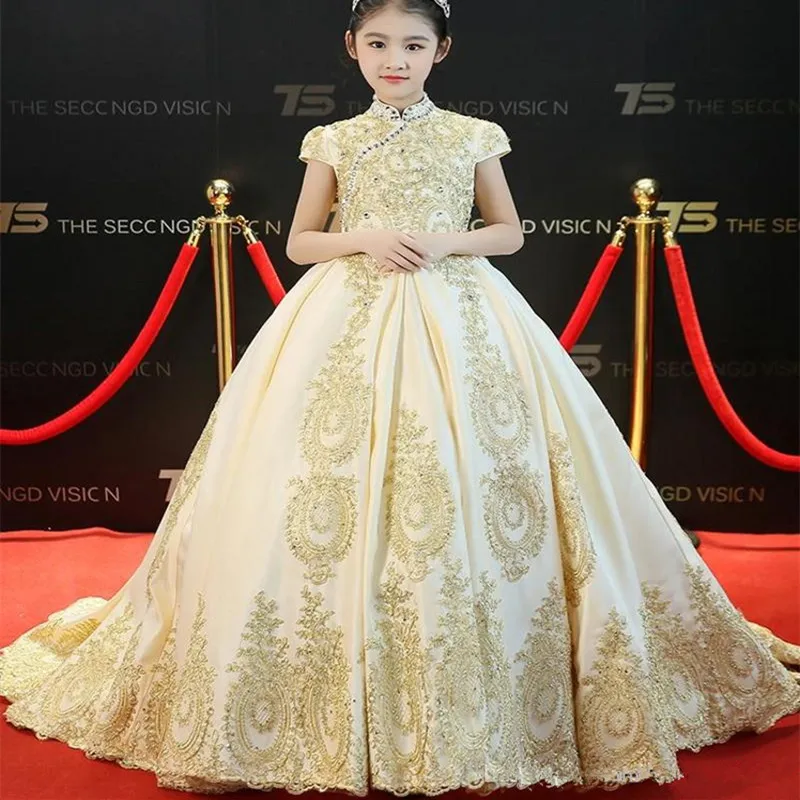 

Luxurious Gold Color Flower Girl Dress For Weddings Satin Lace Applique Beaded Satin Girl First Holy Communion Pageant Dresses