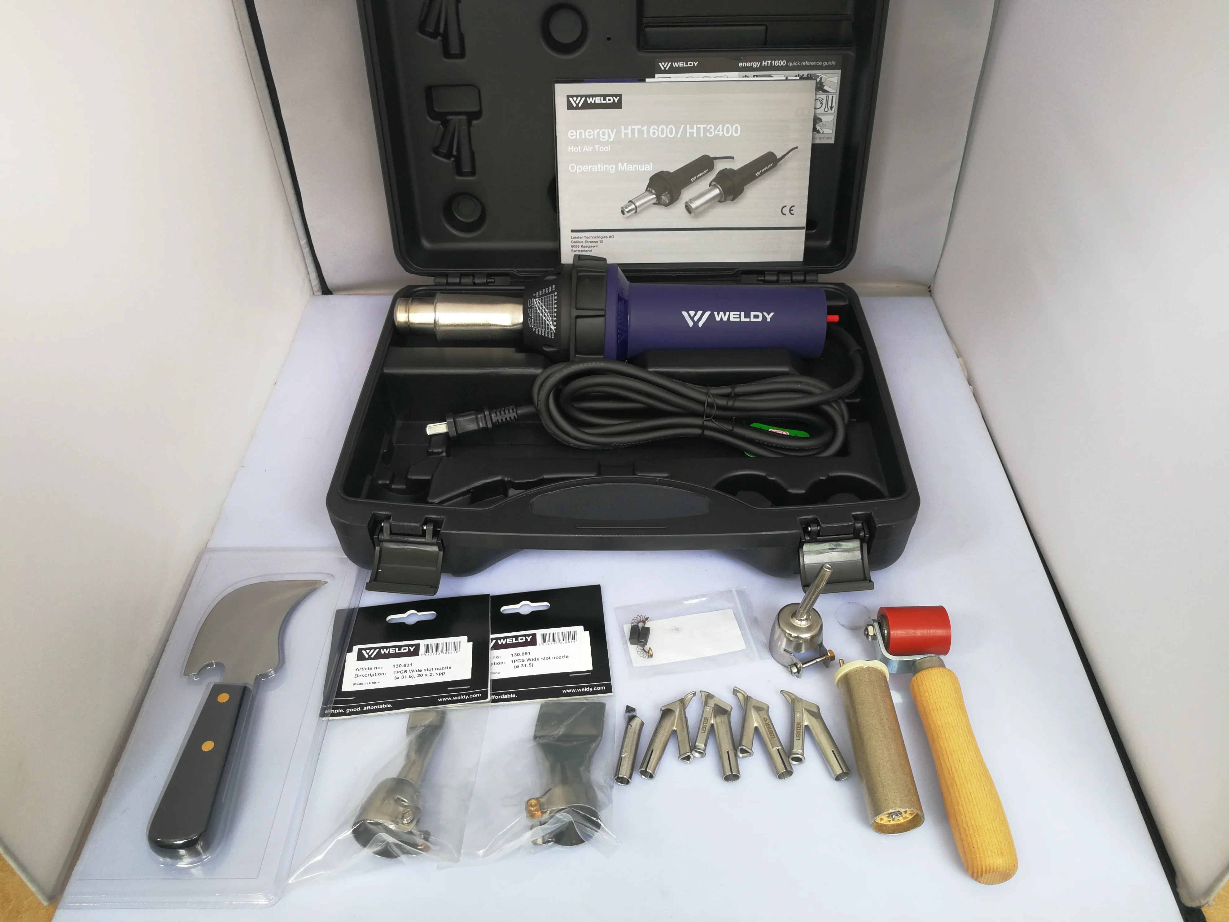 new  weldy hot air gun plastic flooring welder ,banner welding machine ,Leister banner welder