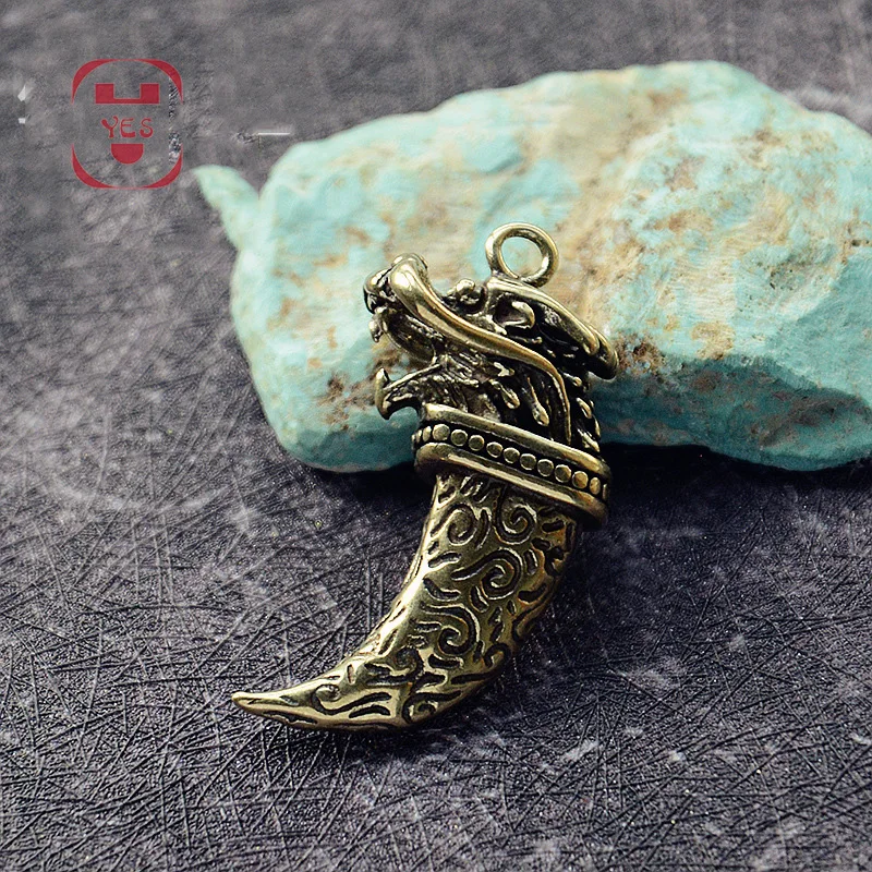 Brass mini Vintage Self-defense Dragon Head modeling sword Pendant Keychain Pendant Dragon Knife Decoration Ornament Sculpture