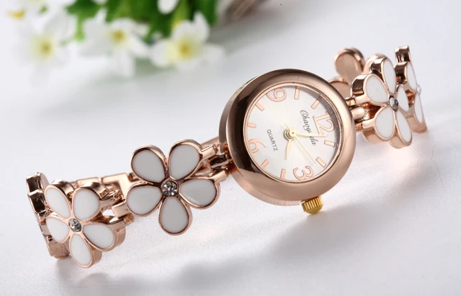 Luxury Crystal Flower Bracelet Wrist Watch Women Watches Fashion Women's Watches Ladies Watch Clock bayan kol saati reloj mujer