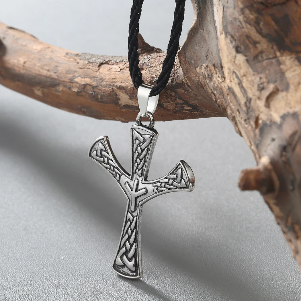 Cxwind Vintage Algiz Rune Talisman Life Rune Amulet Necklaces Pendants Viking Runes Opposition Charm Cross Necklace Jewelry