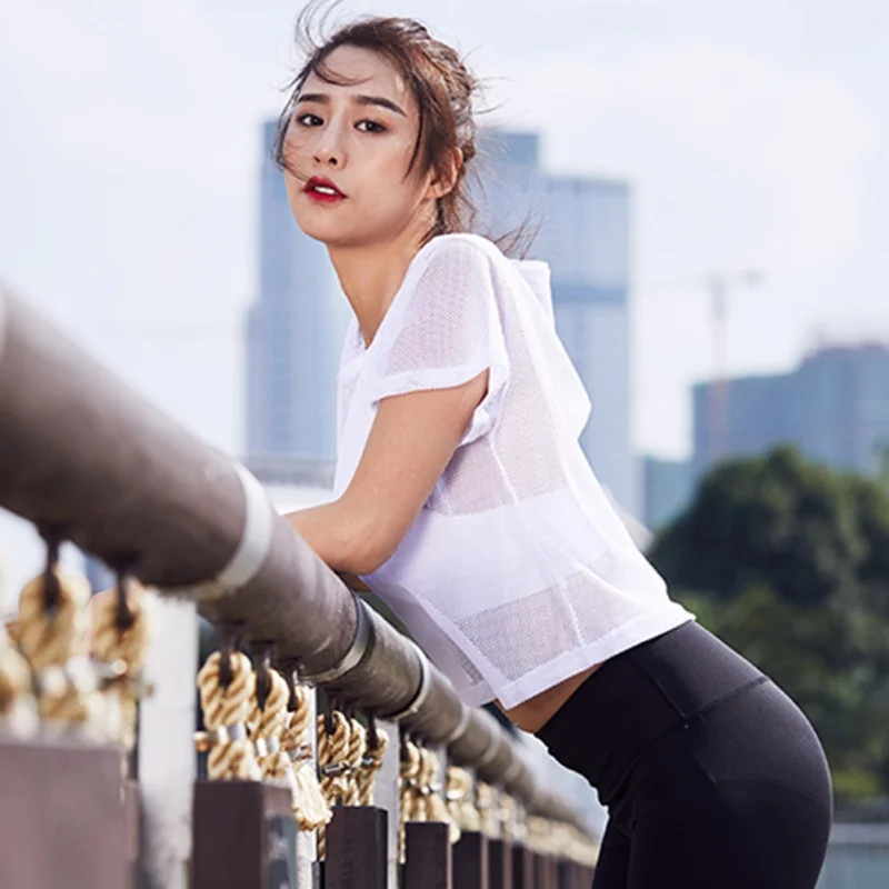 Hot Women  Fitness Yoga Blouse Mesh Bottoming Shirt Outdoor Riding Running Quick-Drying Sports Top T-shirt