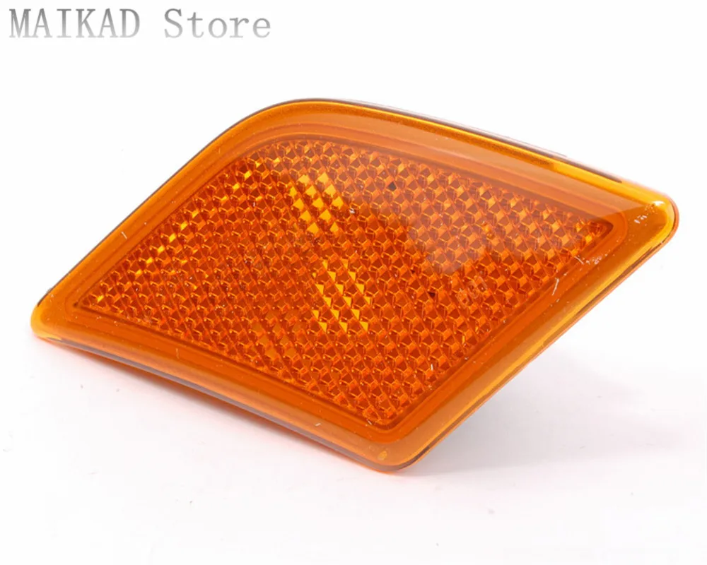 

Turn Signal Side Marker Light for Mercedes-Benz W204 C180 C200 C280 C300 C320 C350 C220 C250 C63 A2048200221