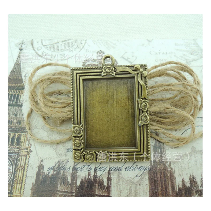 10pcs Retro Antique Bronze MINI Painting Frame Creative Decorative DIY Photo Frame Pendant Home Decoration Parts