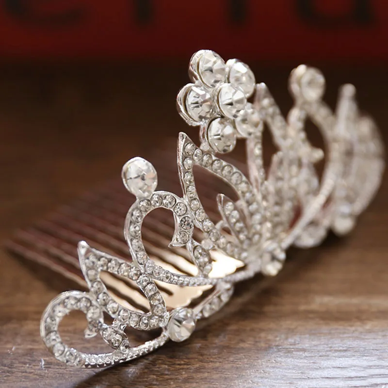 Fashion Multi-Style Pearl Rhinestone Tiara and Crown with Comb Wedding Princess Diadem Hair Jewelry Accessories for Women SL