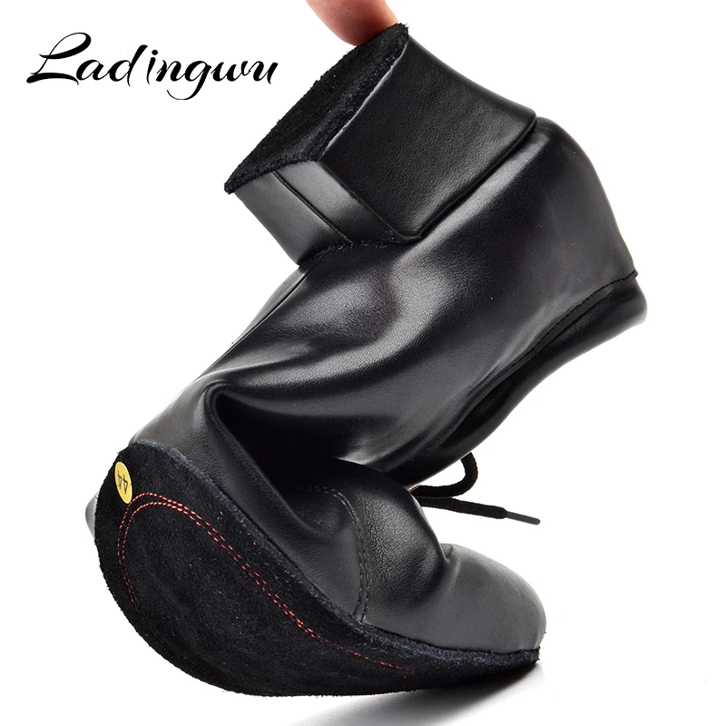 Ladingwu Latin Dance Shoes Men\'s 100% Genuine Leather Ballroom Dancing Shoes Men Soft Bottom Social Party Shoes Low Heel 4.5cm