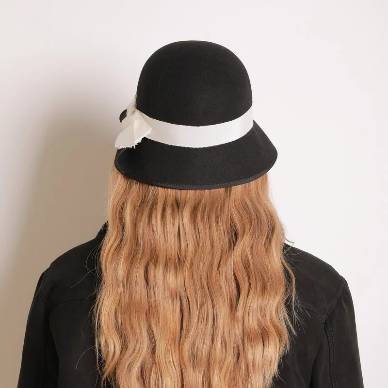 Lady Wool Fedoras Hat New Winter Fragrant Woolen Cap Black and White Contracted Wind Leisure Wool Hats Foldable Hat  B-8871