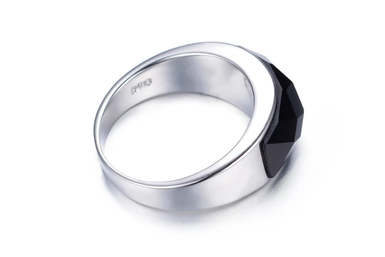 New Arrival Fashion Black Crystal Platinum Plated Men`s Finger Rings Wedding For Man Jewelry Wholesale No Fade Gift