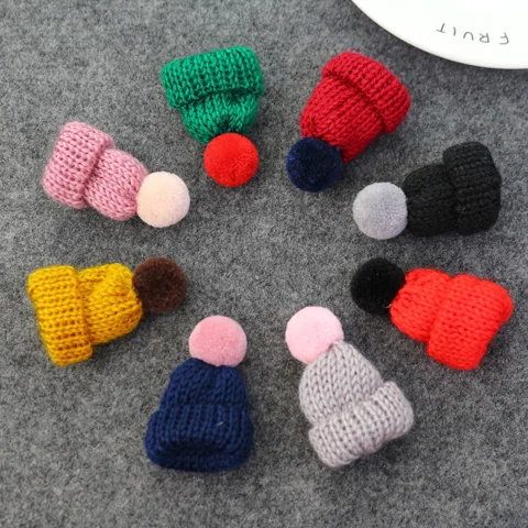 

60pcs Lovely Mini Woollen Hat Brooch DIY Breastpin Clothes Decoration with pom pom Fashion Accessories NO CLIP