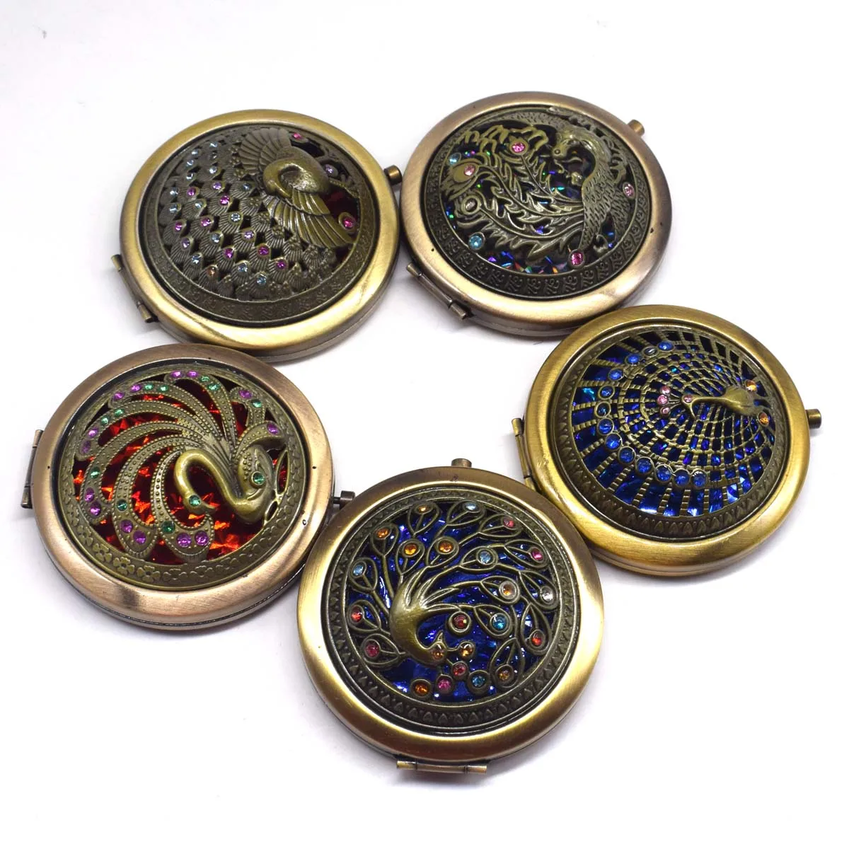 Vintage Gifts Hand Mirrors Hollow Peacock Style Pocket Mirror Mini Portable Compact Mirrors Girl Double-Side Folded Makeup Tools