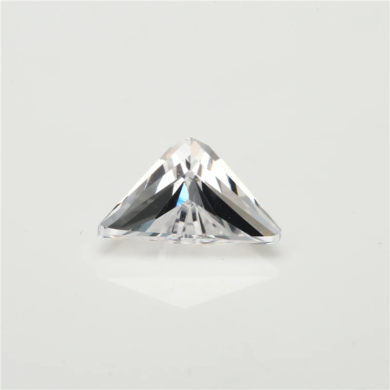 Gemas sintéticas de circonia cúbica para joyería, gemas con forma triangular 5A, piedra blanca de 3x3 ~ 10x10mm