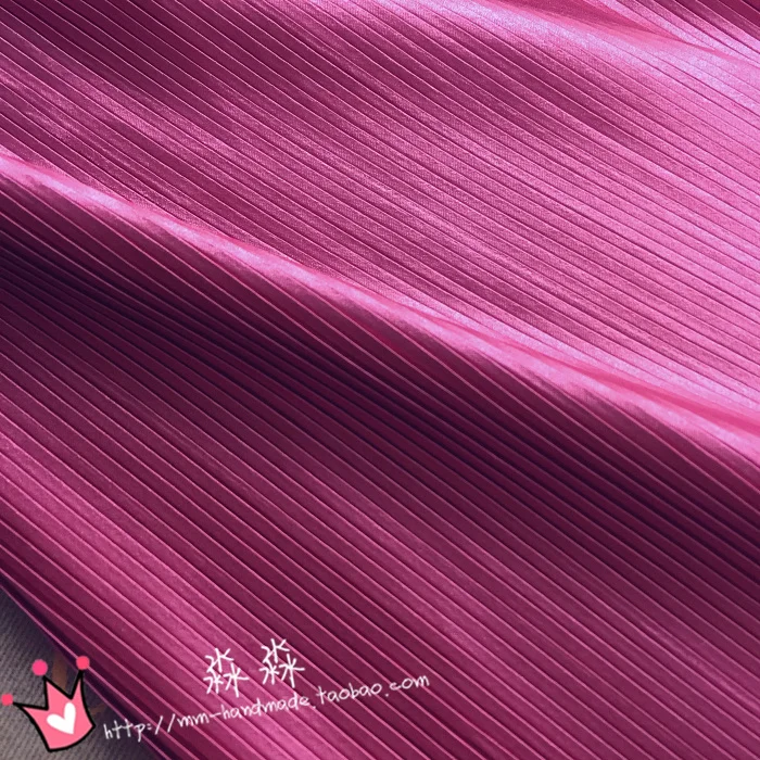 1psc Clothing fabric Mei red pinstripes organ plait crushed pleated emulation silk fabric color butyl electro-optic skirt