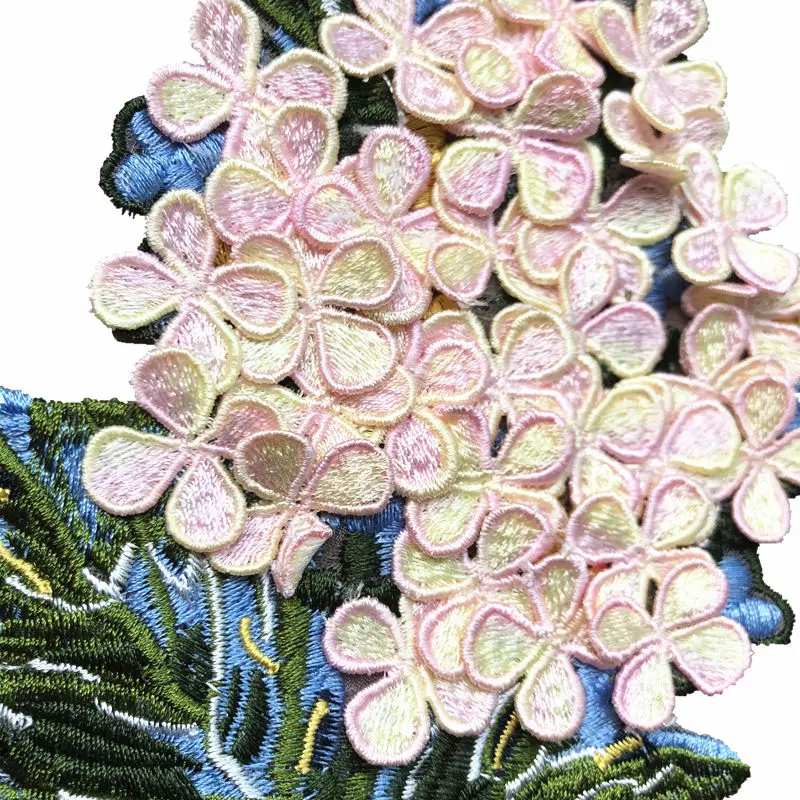 2PCS Embroidered 3D Flowers Sew On Patches Hydrangea Lace Ribbon Edge DIY Trimmings Patch Applique For Craft Wedding Bridal