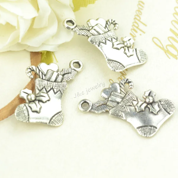 20pcs Tibetan Silver charms metal Christmas socks Pendants for Jewelry Making DIY Handmade Craft 20*16mm N113