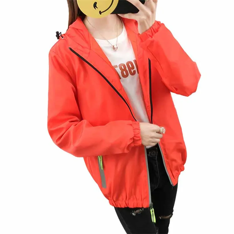 

2022 New Spring Autumn Short Jacket Women Trench Coat Hooded Casual Outerwear Thin Tops Students Sportswear Windbreaker Coat 292