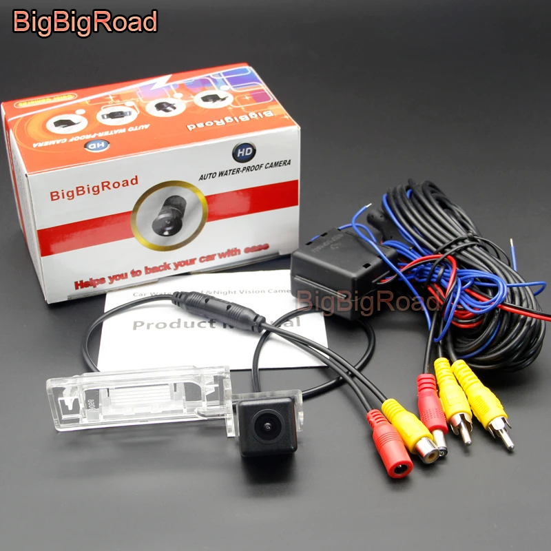

BigBigRoad Car Rear View Parking Camera For Audi A4L TT A5 Q5 2009 2010 2011 2012 TTS 2013 / For Skoda Yeti Superb wagon 2013