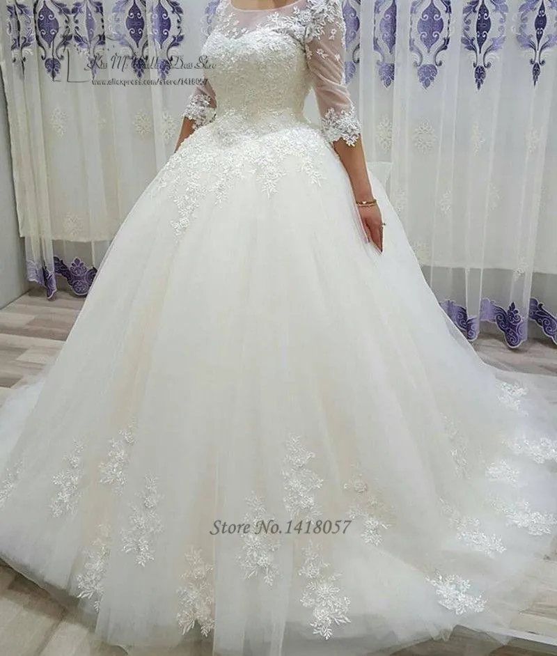 빈티지 공주 웨딩 드레스 2017 레이스 웨딩 드레스 하프 슬리브 Vestidos 드 Noivas 볼 가운 신부 드레스 Abiti Da Sposa