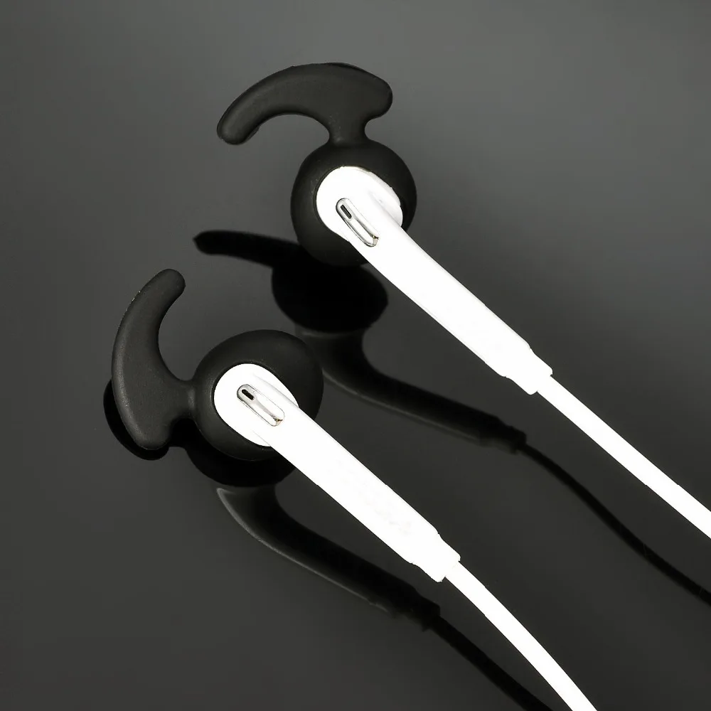 サムスンギャラクシーs7/s7エッジ/s6/s6エッジスポーツイヤフォン用の10ペアの交換用イヤーフックチップシリコンイヤージェルバッド (ブラック)